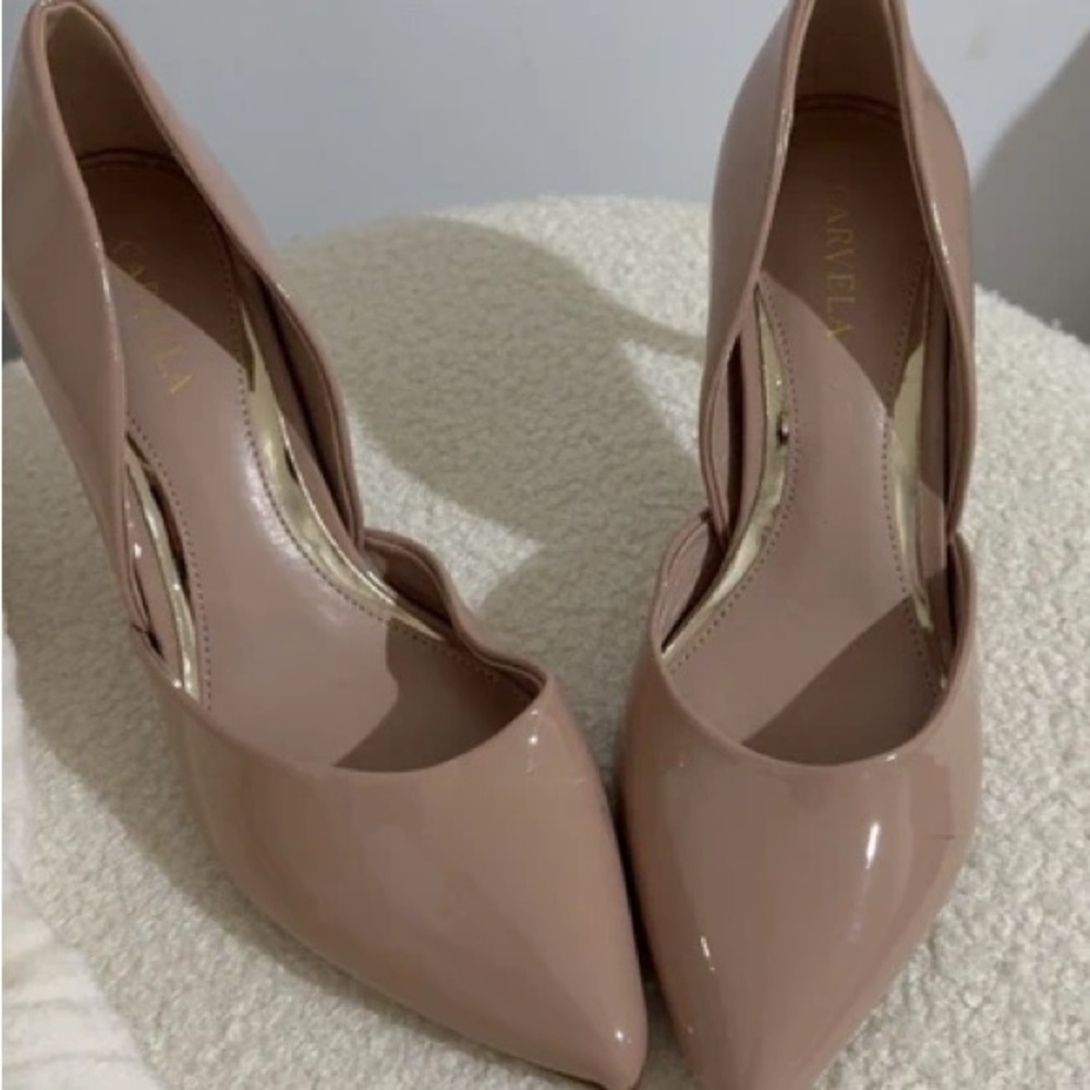 Chic Beige Heels for Women - Picture 2 of 4